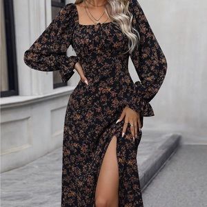 Worn once! Really pretty. Has a side zipper for a more snatched look